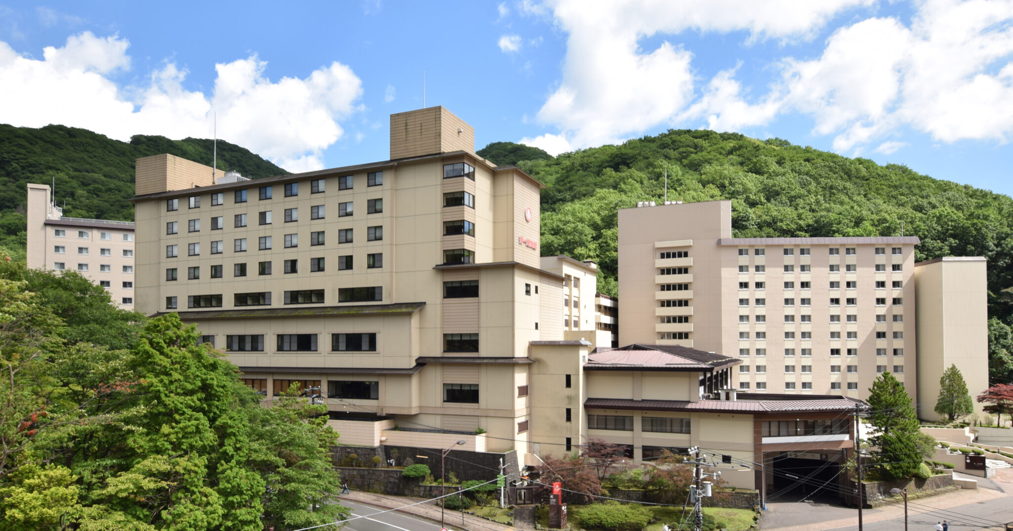 登別温泉 第一滝本館:外観_夏